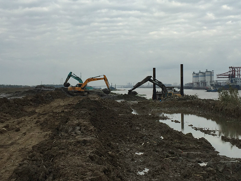 河道切滩土方施工.JPG